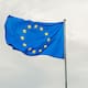 Unión Europea multa a Google con más de mil millones de dólares por favorecer sus propios servicios y limitar la competencia digital