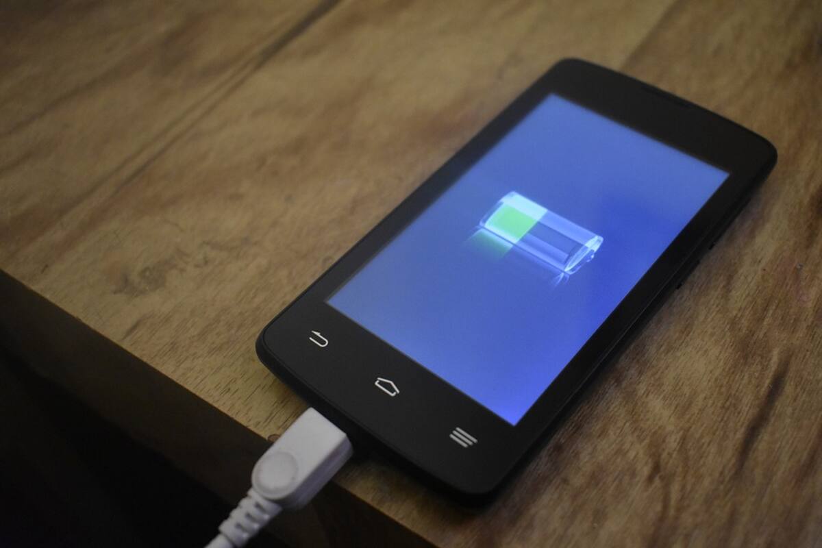 Consejos para elegir un cargador para el celular