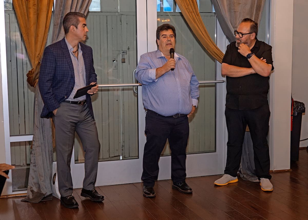 La ceremonia se realizó en el Kino Veteran’s Memorial Stadium, donde también estuvieron autoridades de la LMP y del condado de Pima. Foto: Cortesía