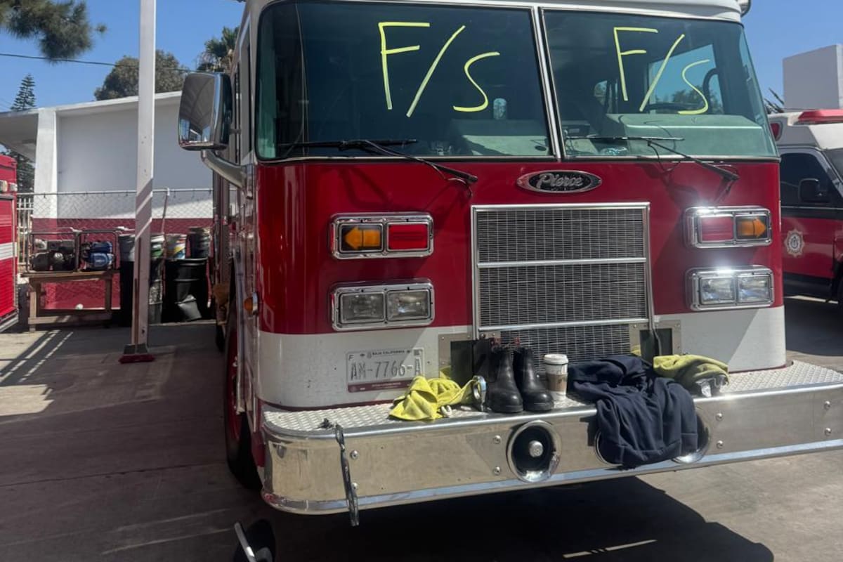Nuevo director de Bomberos de Rosarito inicia reestructuración para fortalecer respuesta a incendios