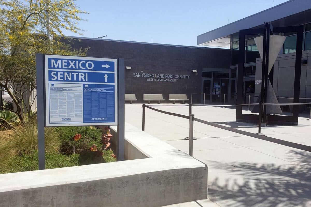 Tras cruce de ucranianos, cierran de nuevo el PedWest en San Ysidro