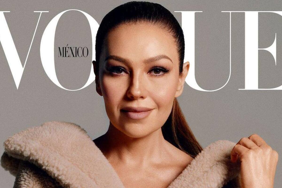 Thalía celebra su primera portada en la revista Vogue México