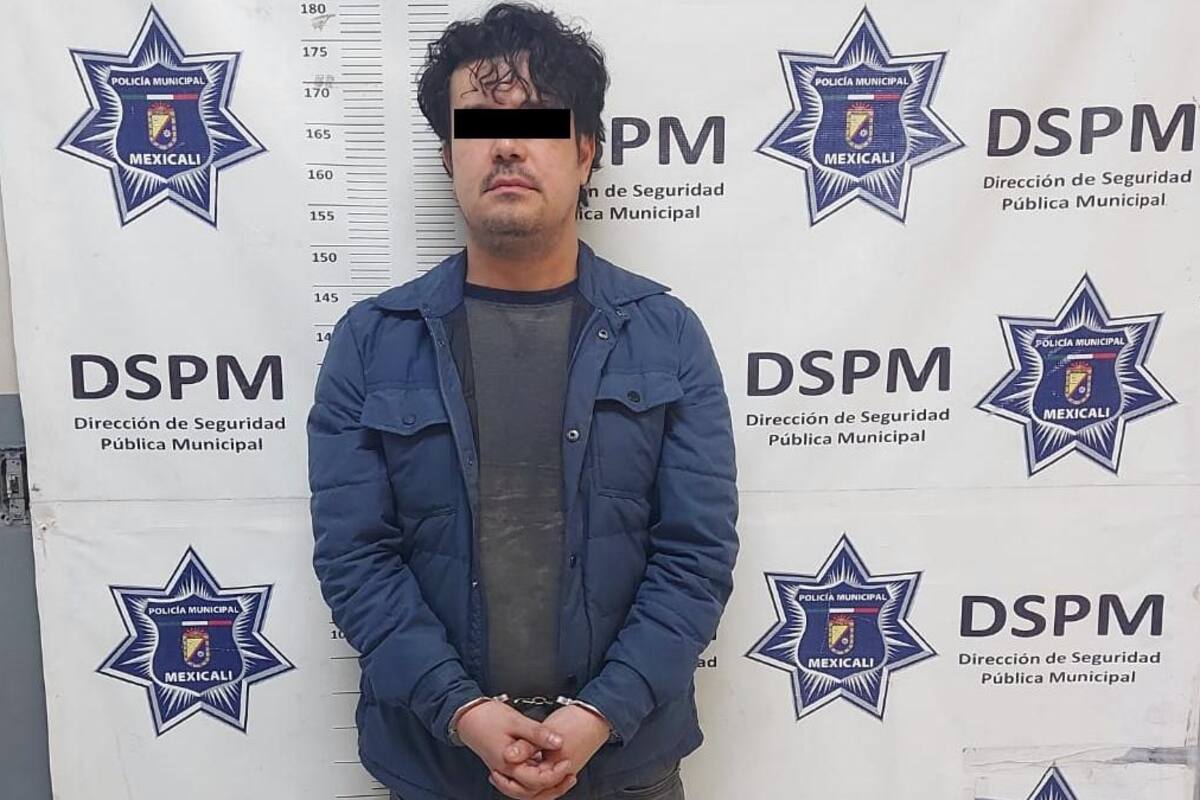 Detienen en bar a hombre por amenazas y portar armas