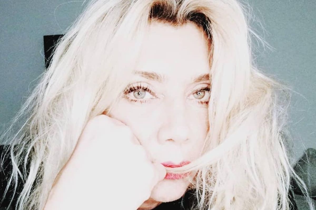 FOTO: Cynthia Klitbo se desnuda a los 53 años
