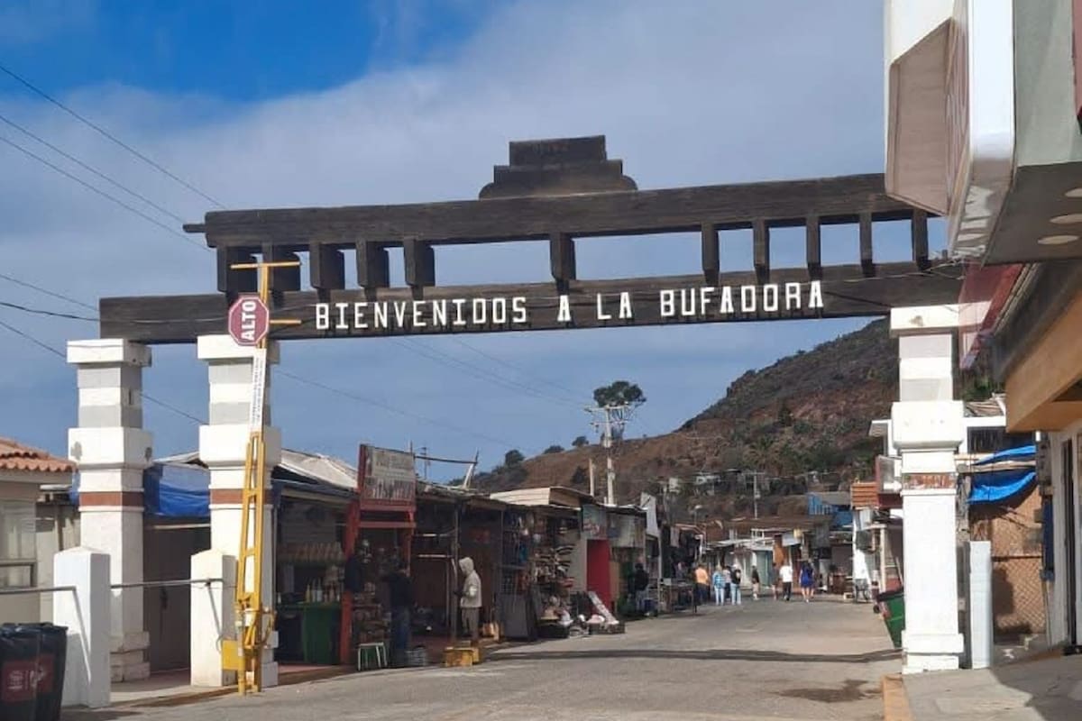 Autoridad municipal reconoce falta de regulación en La Bufadora