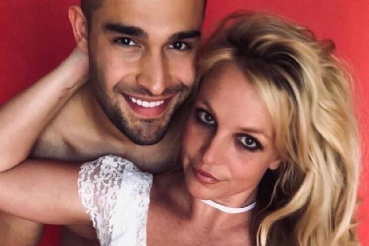 Novio de Britney Spears la defiende en Instagram