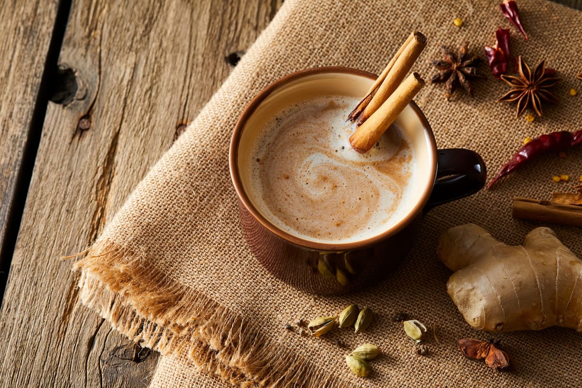 ¿Por qué es beneficioso para tu salud tomar té de canela?