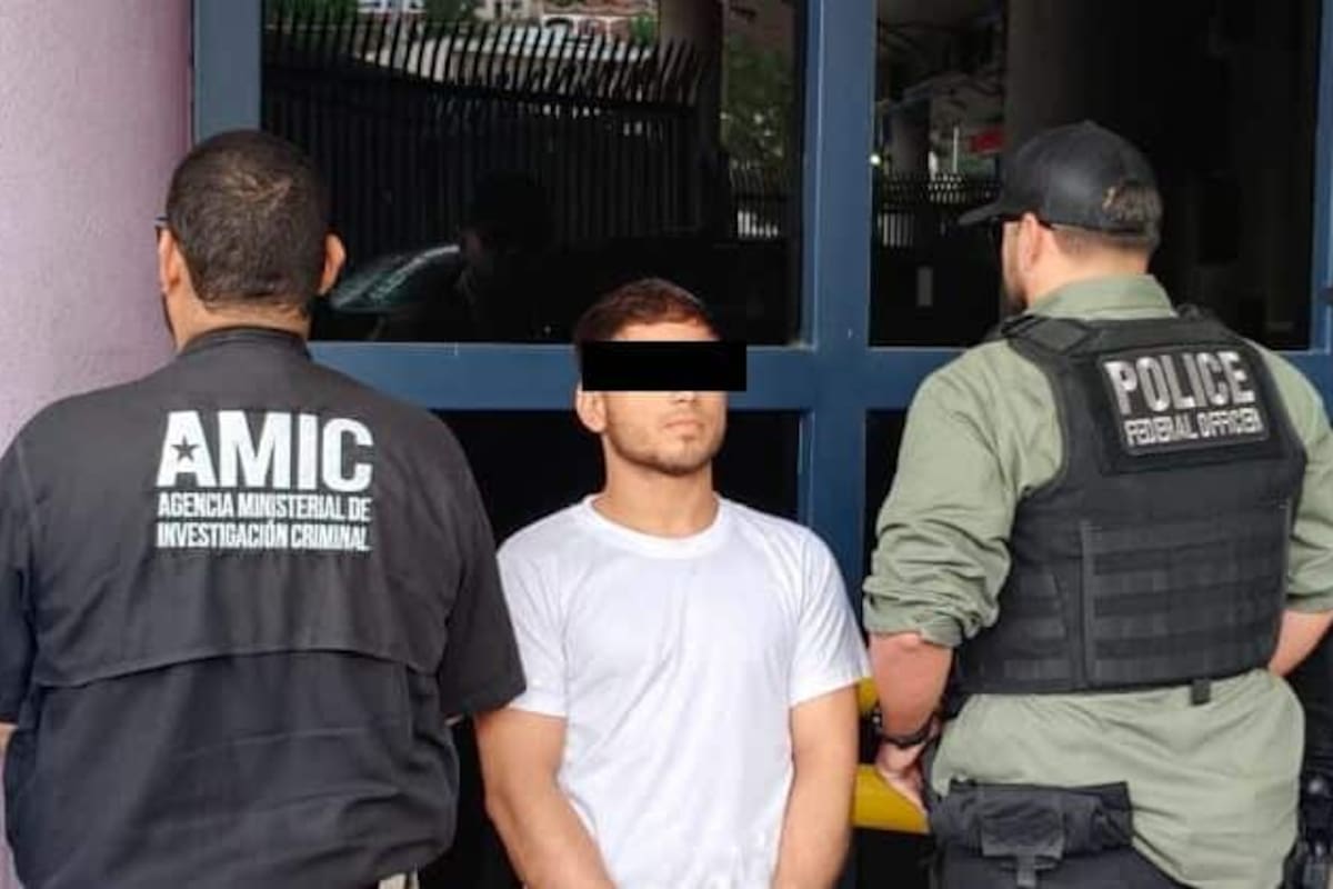 Entregan a presunto violador por garita de Nogales