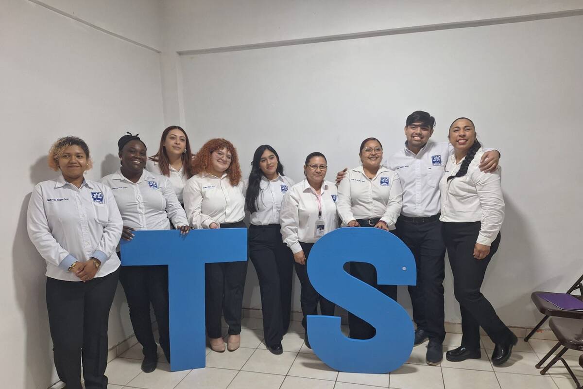 Buscan apoyar a joven para que continúe con sus estudios de Trabajo Social