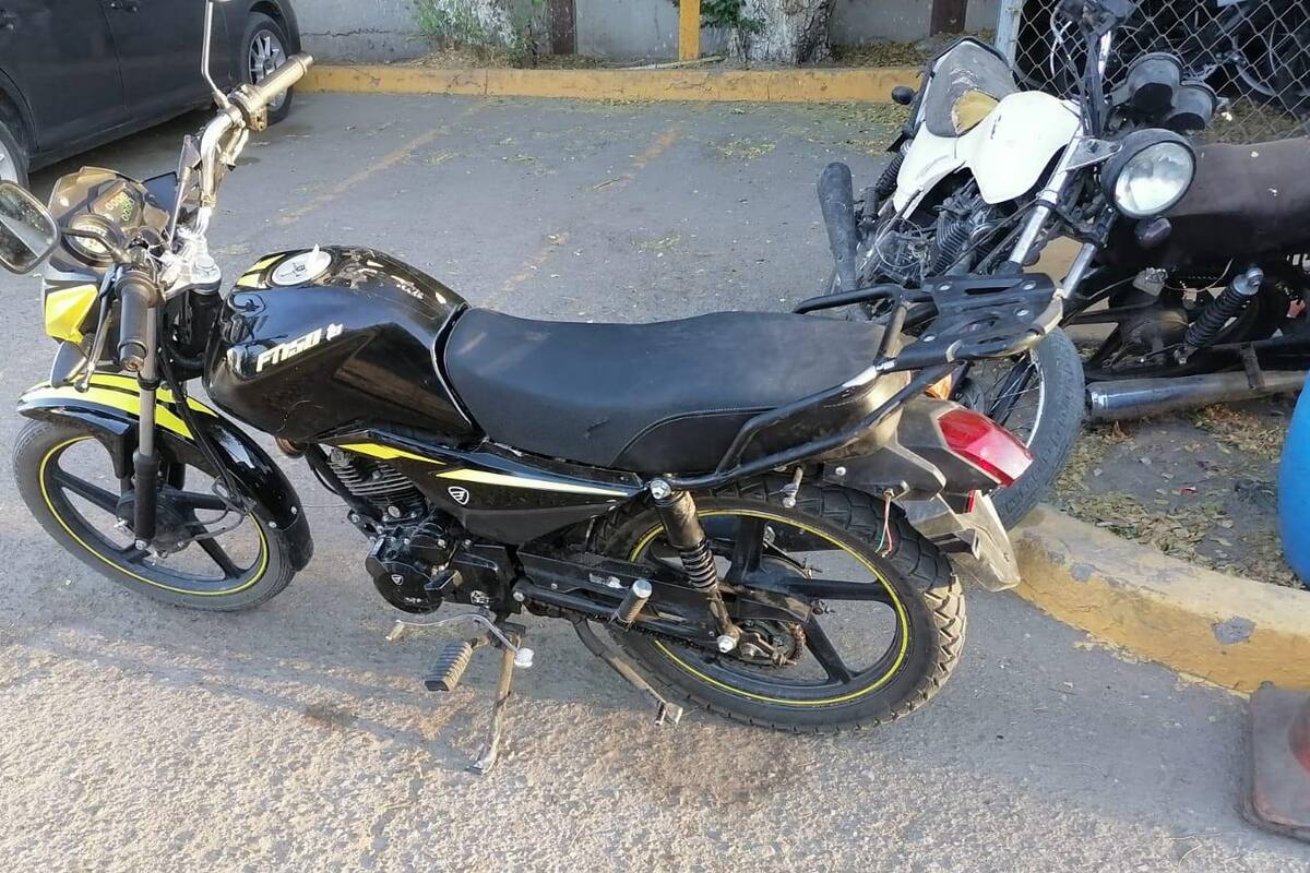 Lo arrestan con moto robada