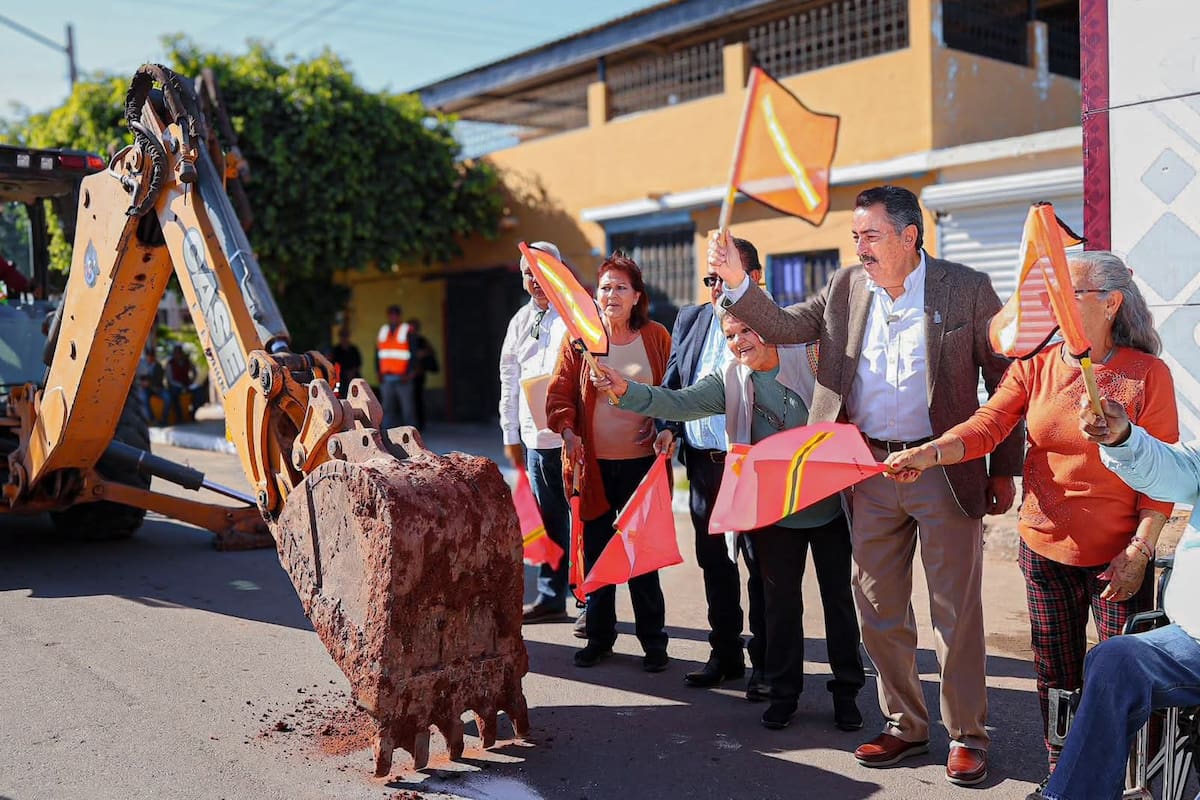 Más de 90 mil habitantes se benefician con obras de pavimentación y red hidráulica en Ciudad Obregón