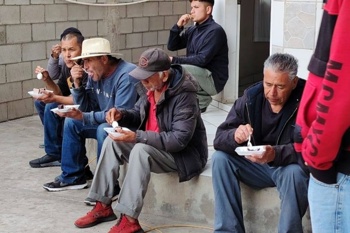 Regresan a su lugar de origen a personas en situación de calle