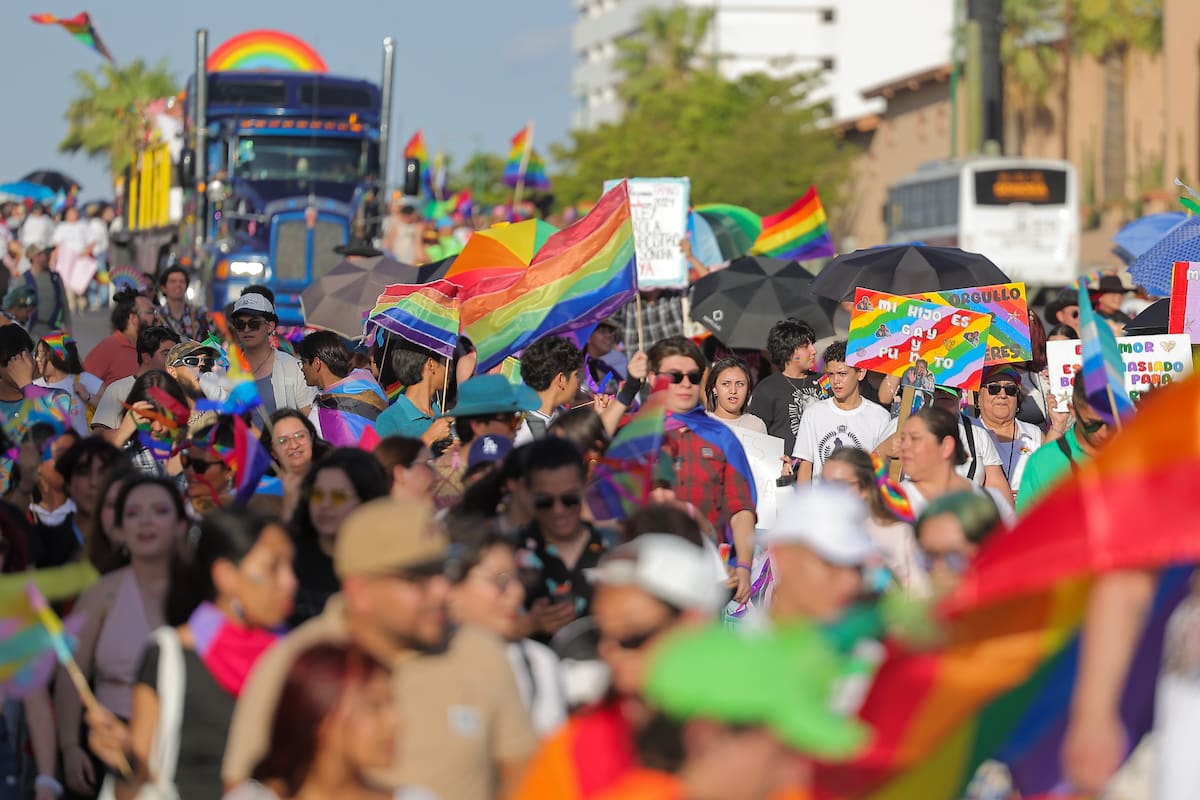 Piden en Marcha del Orgullo una vida libre de violencia