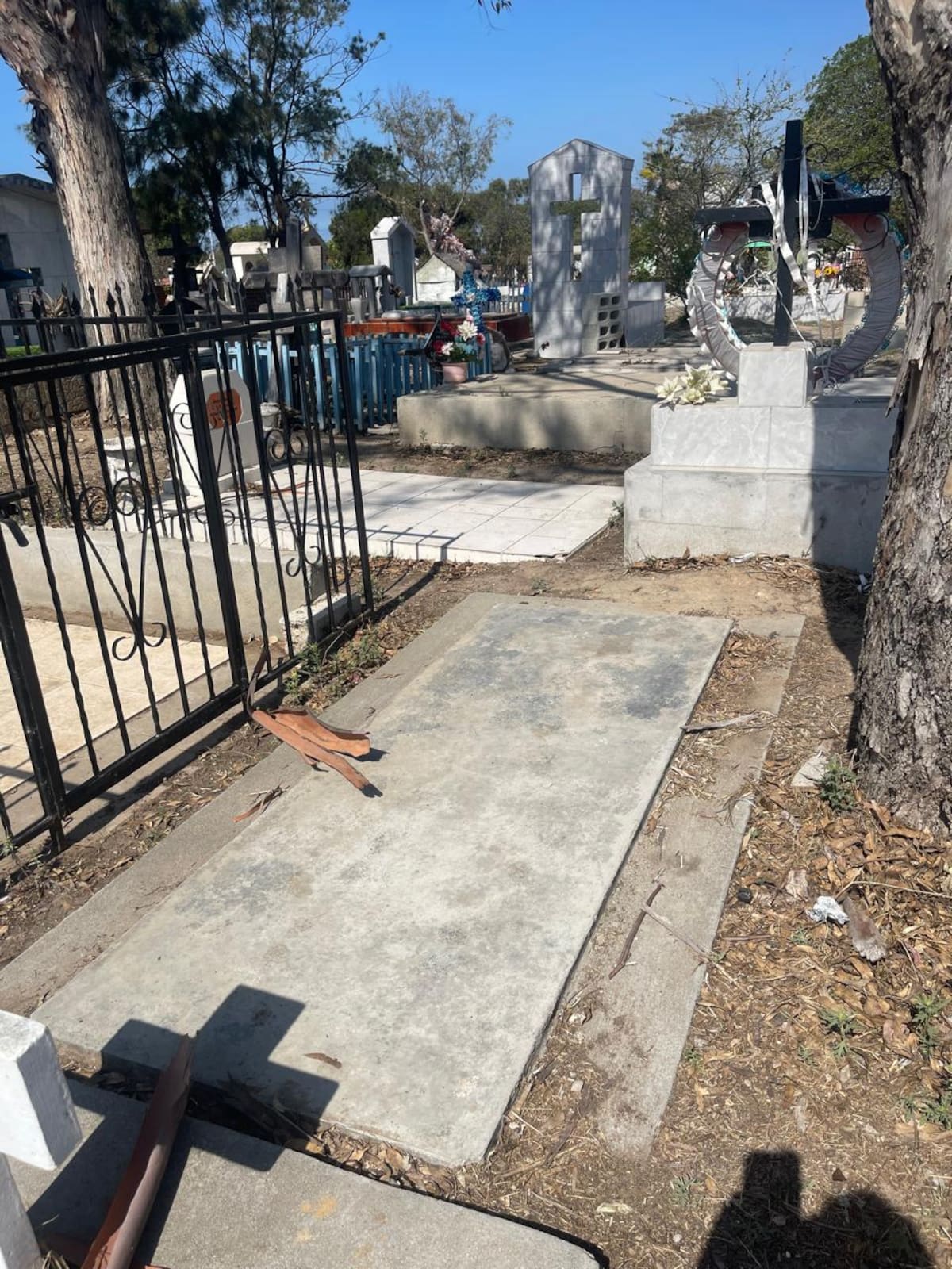 Rosarito solo cuenta con un panteón municipal y desde hace más de una década se encuentra saturado. Foto: Carmen Gutiérrez