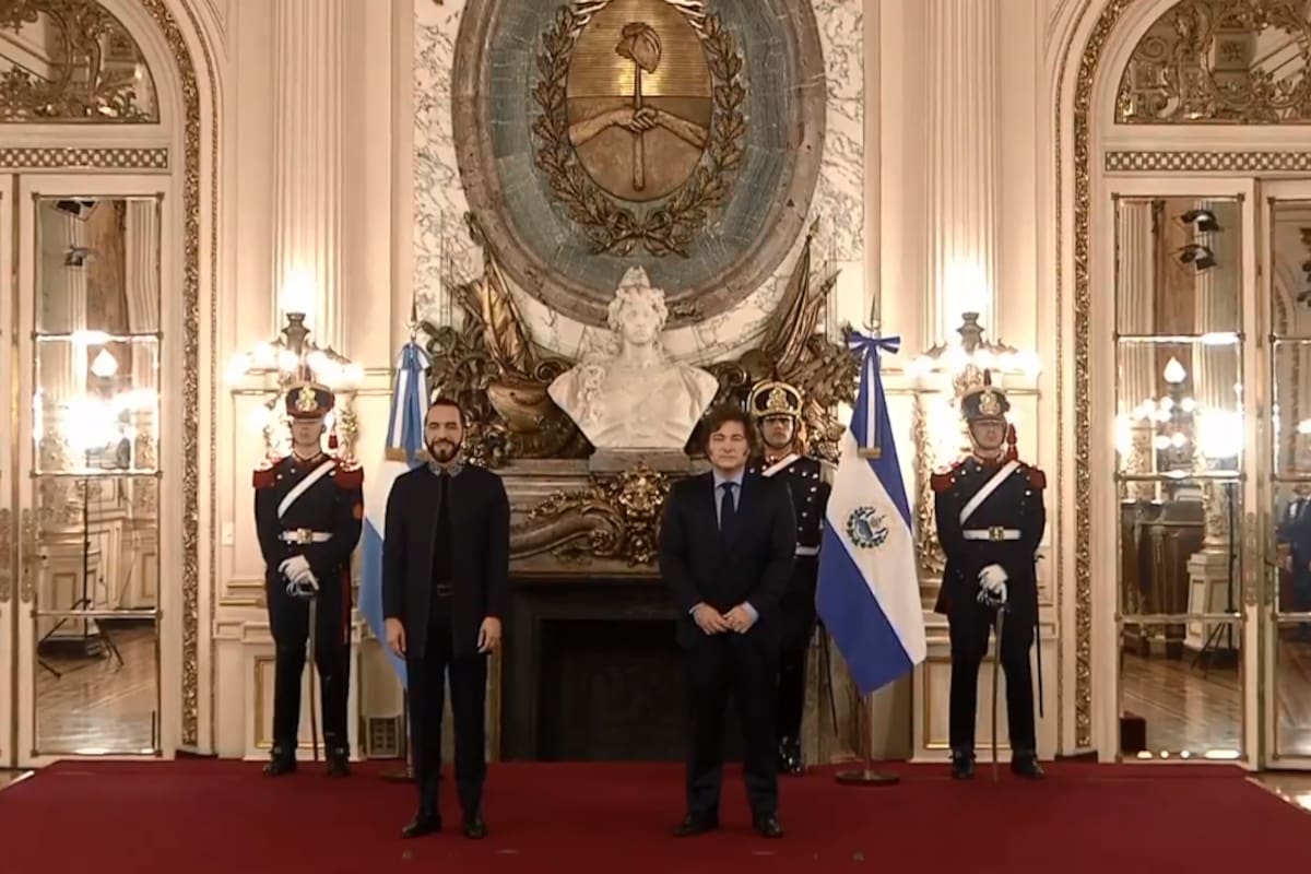 Bukele y Milei refuerzan lazos en encuentro en Buenos Aires