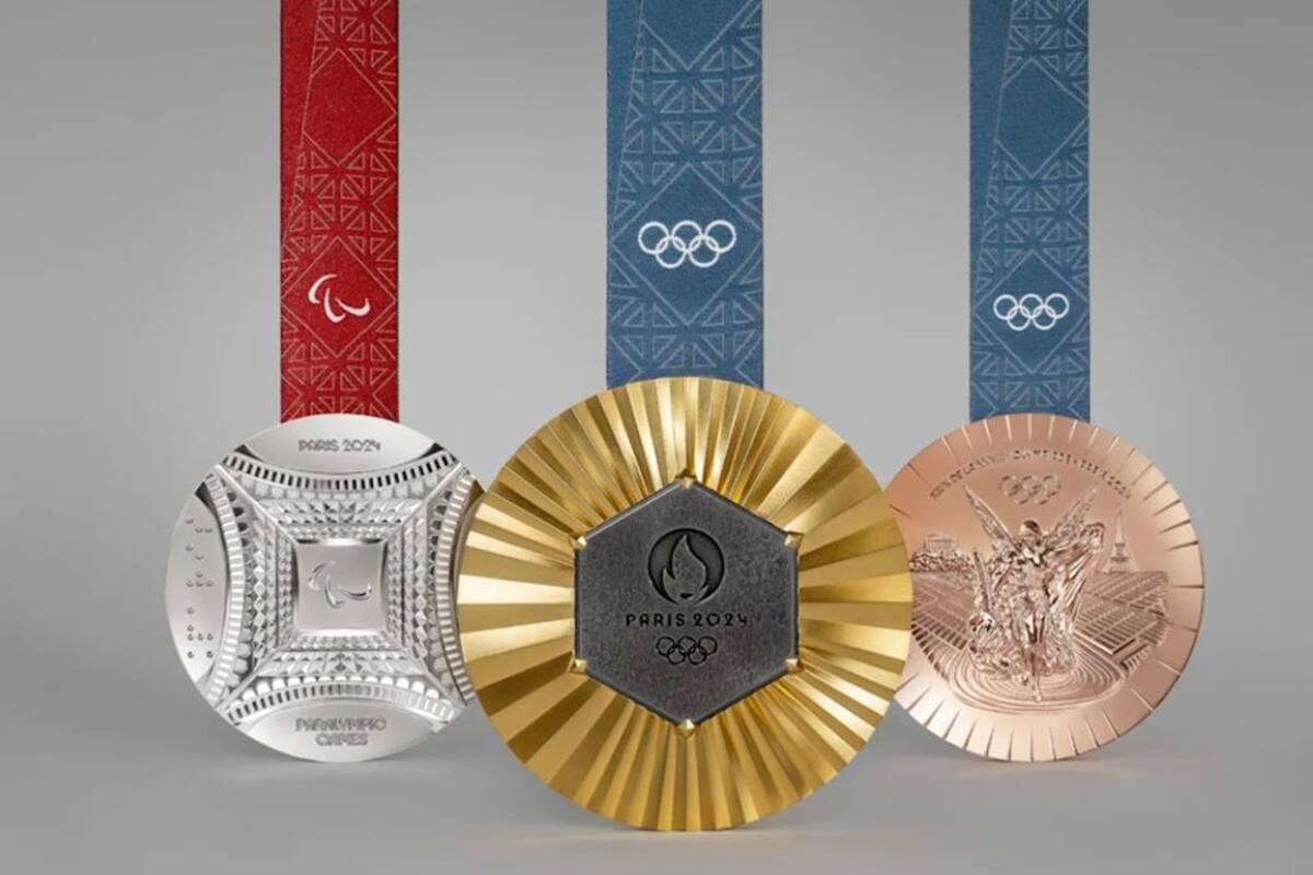 Así serán las medallas de los Juegos Olímpicos hechas con pedazos de la Torre Eiffel
