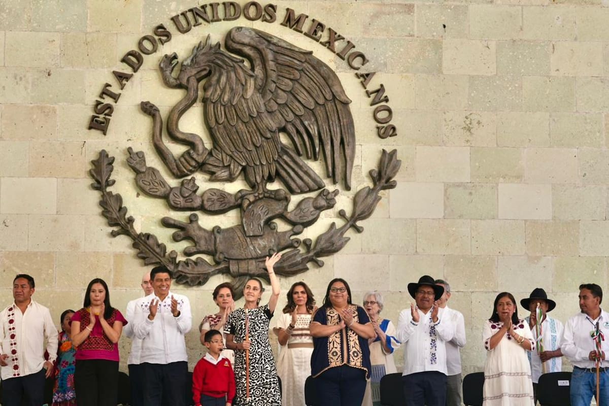 Presidenta Claudia Sheinbaum declaró al Turismo Comunitario como prioridad nacional y asignó recursos directos de Fonatur para consolidar tres destinos iniciales en Quintana Roo, Yucatán y Oaxaca, asegurando que bienes y servicios sean provistos por empresas comunitarias y beneficiando directamente a pueblos indígenas