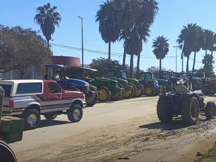 Agricultores de San Quintín se manifiestan pacíficamente contra la Ley General de Aguas