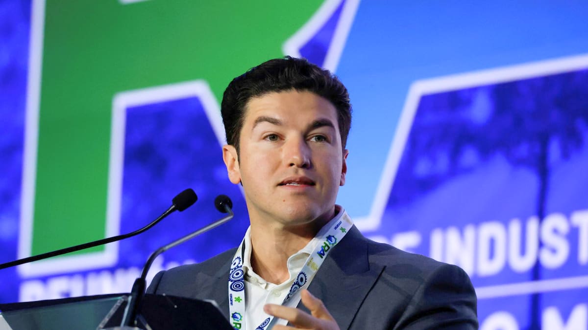 Congreso de Nuevo León rechaza reformar la Constitución para permitir que Samuel García se ausentara hasta seis meses con fuero