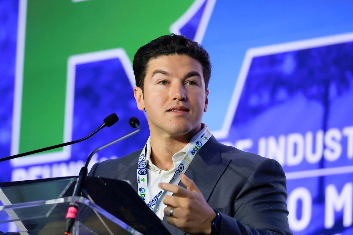 Congreso de Nuevo León rechaza reformar la Constitución para permitir que Samuel García se ausentara hasta seis meses con fuero