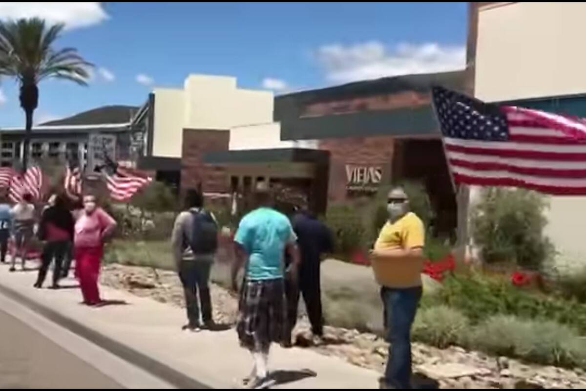 A pesar de pandemia, casinos en San Diego reabren con largas filas