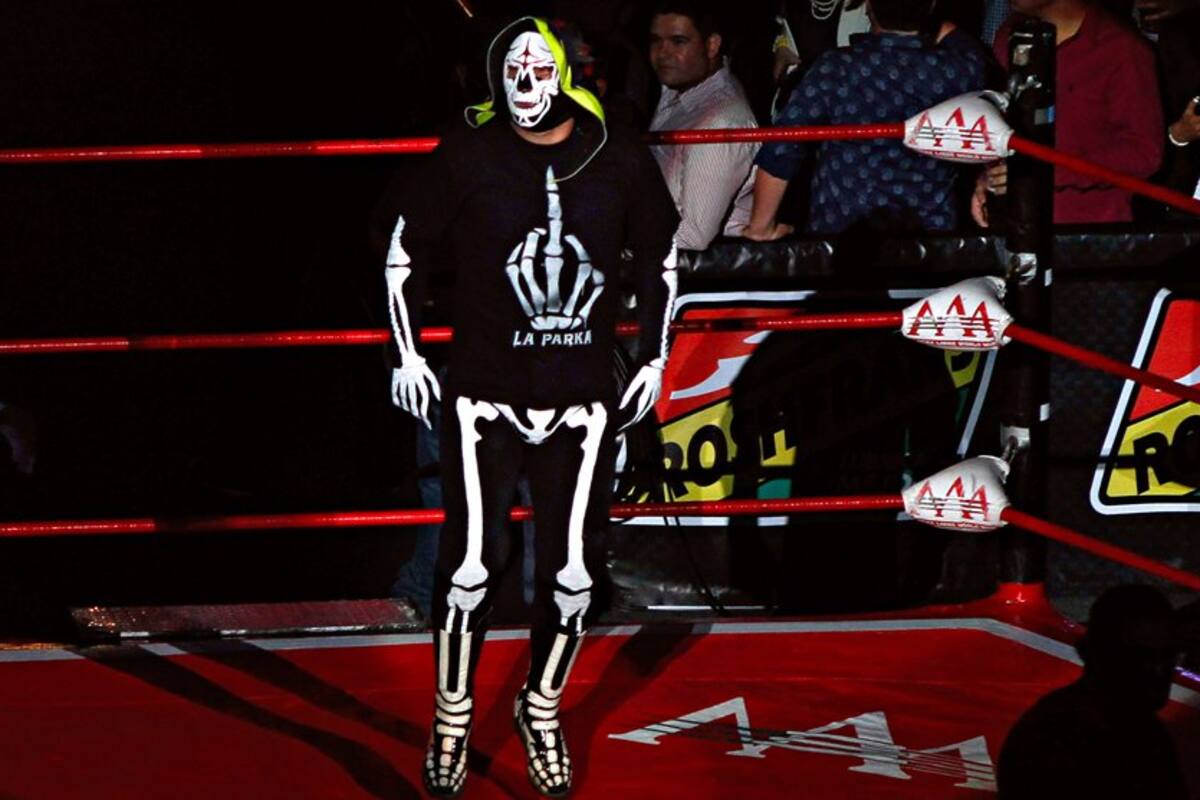 'La Parka' salió de terapia y ya puede mover las piernas