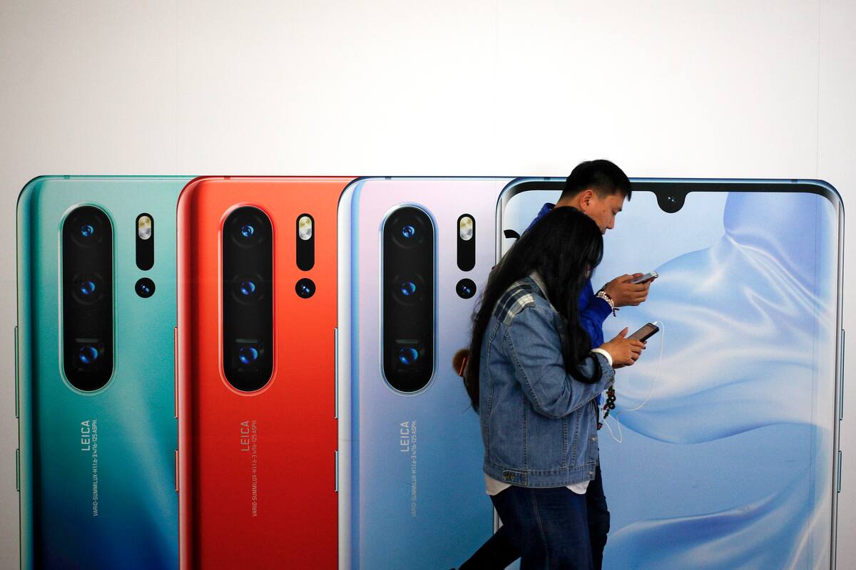 Trump veta a compañías extranjeras como Huawei
