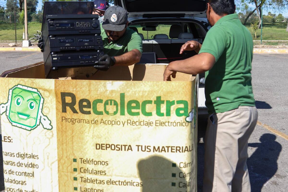 Realiza Hélice acopio de electrónicos y papel en Vicente Guerrero