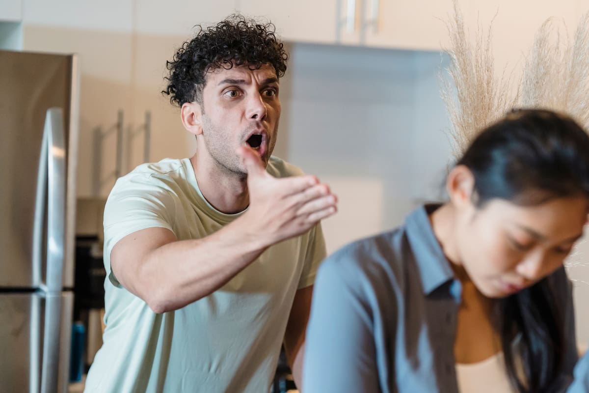 Una frase simple que puede cambiar el rumbo de una discusión de pareja