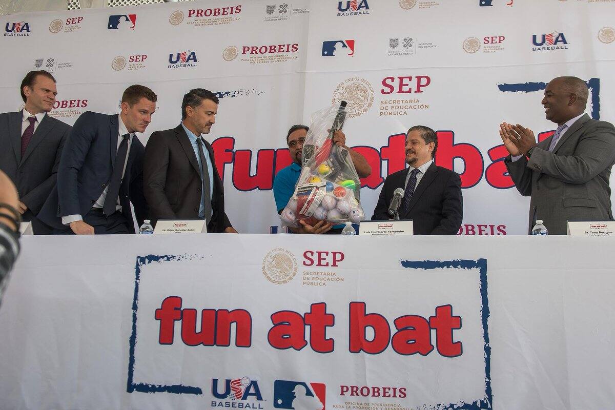 Grandes Ligas traerá programa de beisbol a escuelas mexicanas