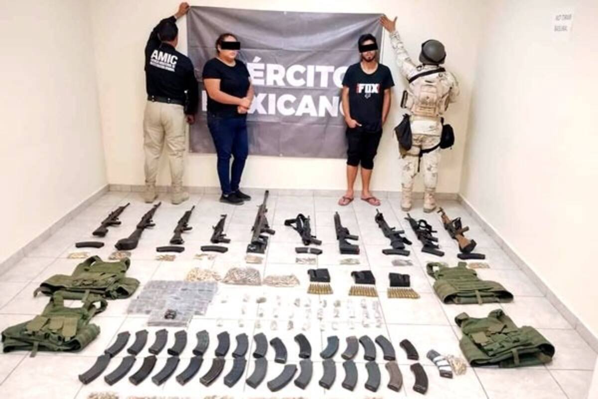 Aseguran arsenal y detienen a pareja en cateo en el Golfo de Santa Clara