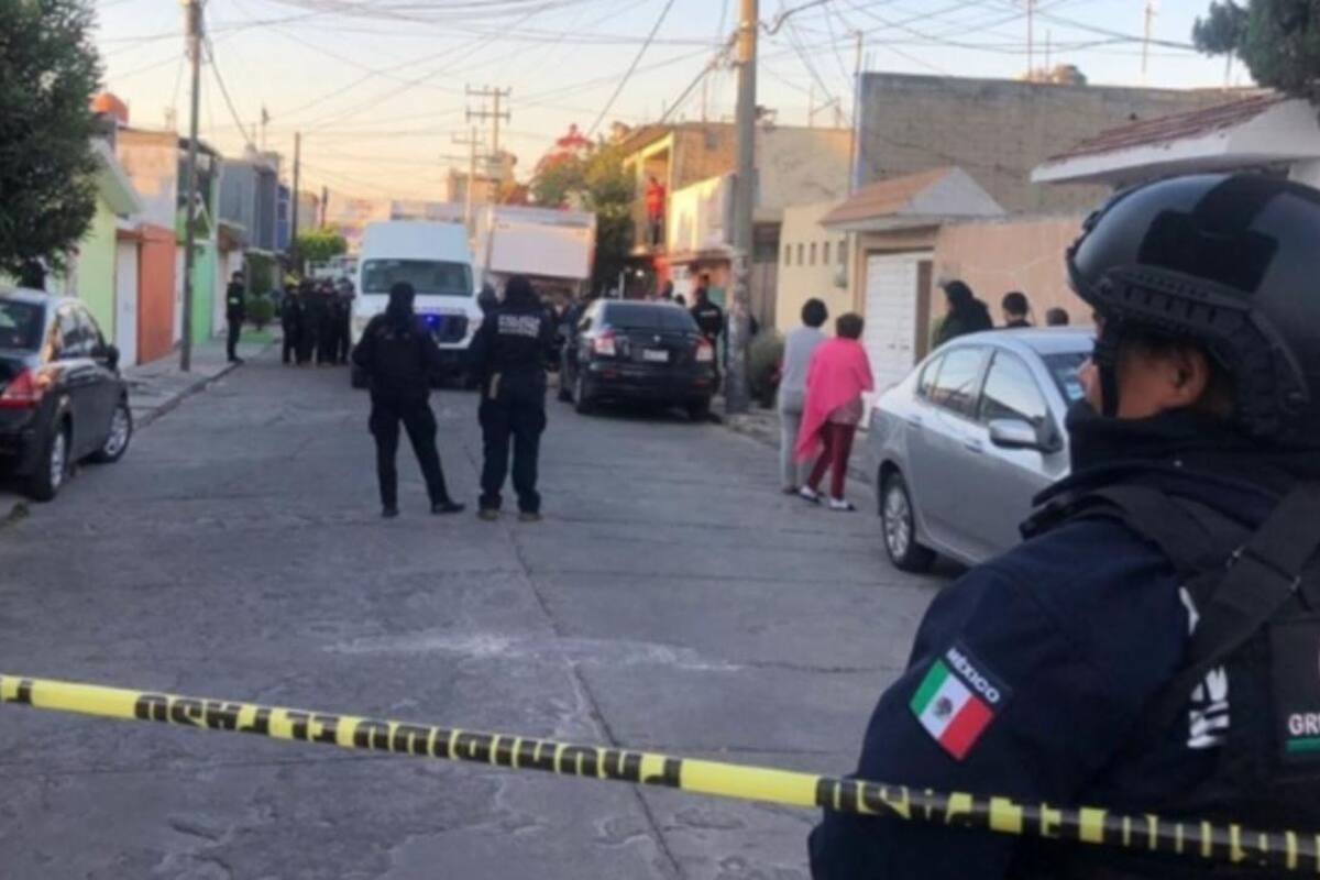 Asesinan a dos mujeres y hallan a hombre semidesnudo "encintado"