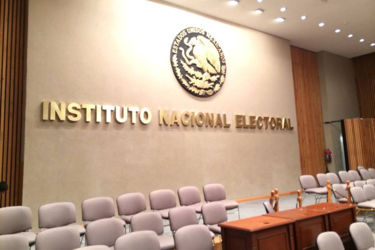 Ordena INE retirar dos promocionales de radio y televisión de Morena