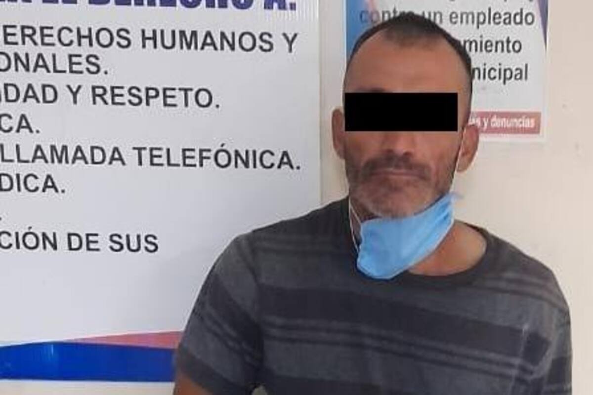 Se metió a secundaria cerrada