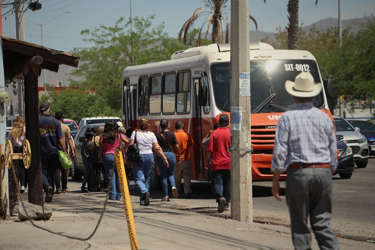 Multarán con hasta 58 mil 655 pesos a todos los camiones que circulen sin aire acondicionado durante la temporada obligatoria: ¿Cómo denunciar?