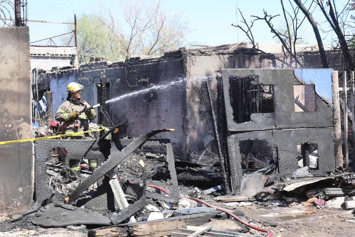 Incendio en vivienda de la colonia Solidaridad deja solo daños materiales