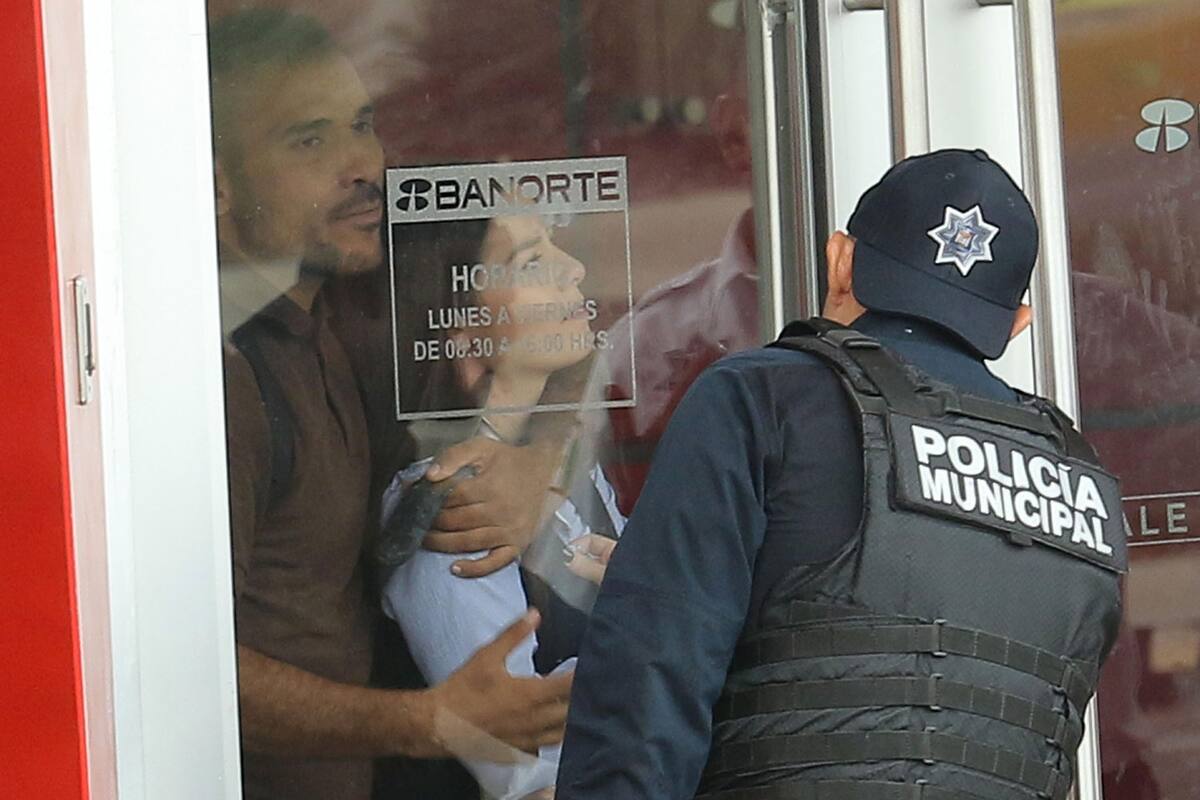 Recibe GRUPO HEALY reconocimiento de la SIP por fotografía de asalto