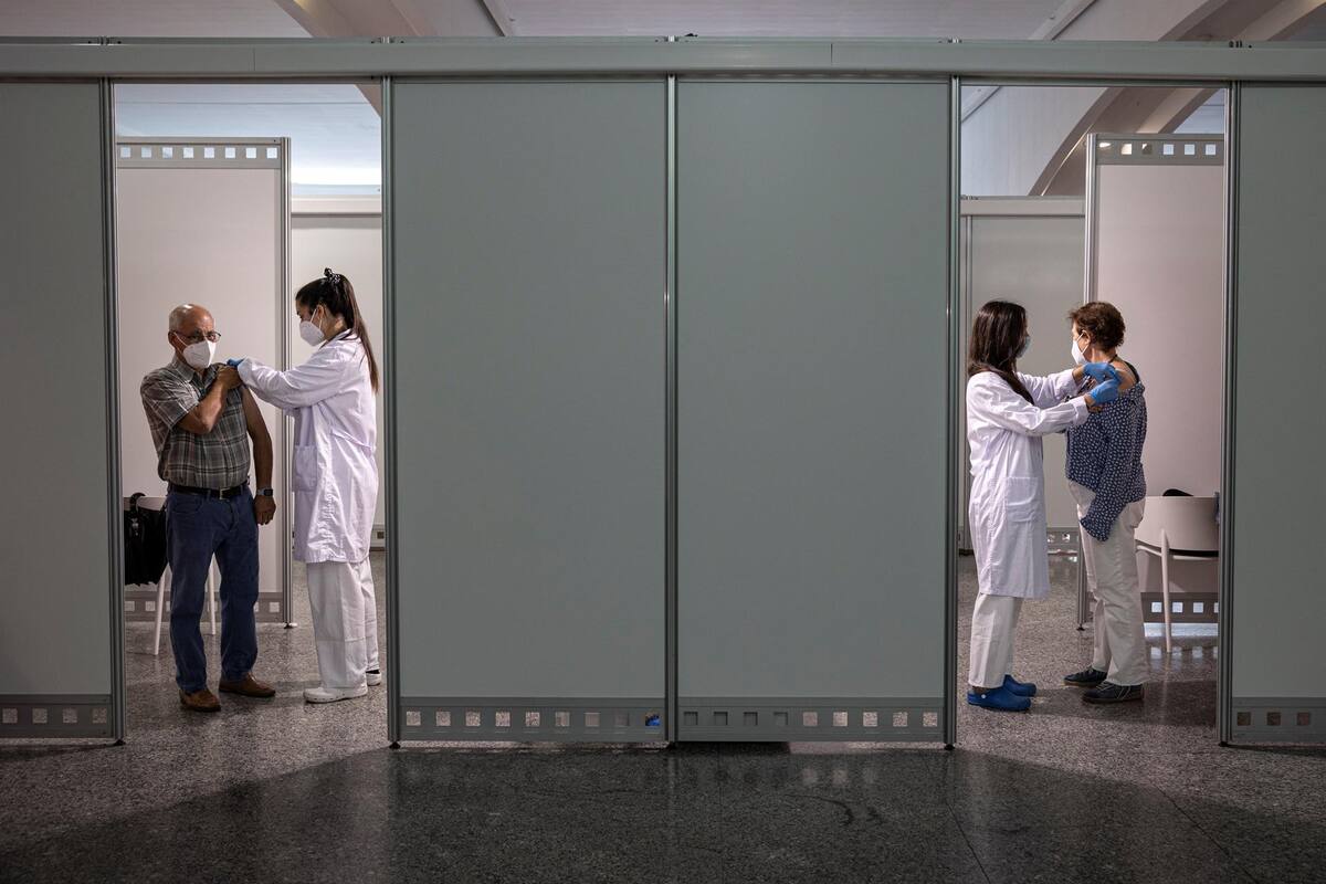 Contagio de covid-19 protege 10 meses de una reinfección
