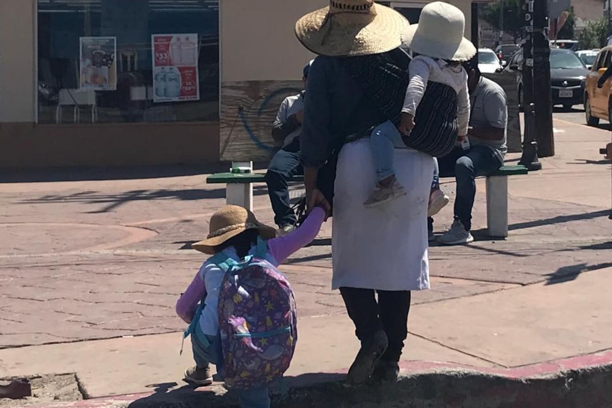 Implementan operativo para prevenir que niños deambulen y vendan de noche