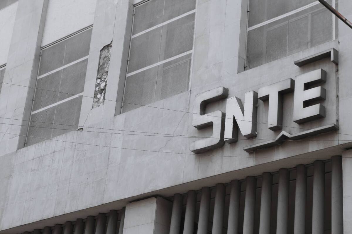 SNTE defiende propuestas de AMLO sobre salarios, pensiones y jubilaciones en México