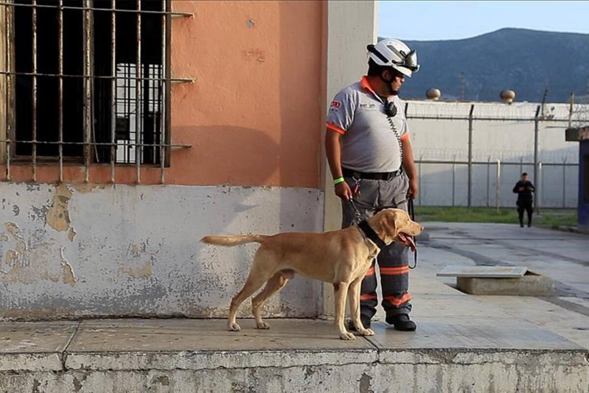 Buscan fosas clandestinas en penal de Topo Chico
