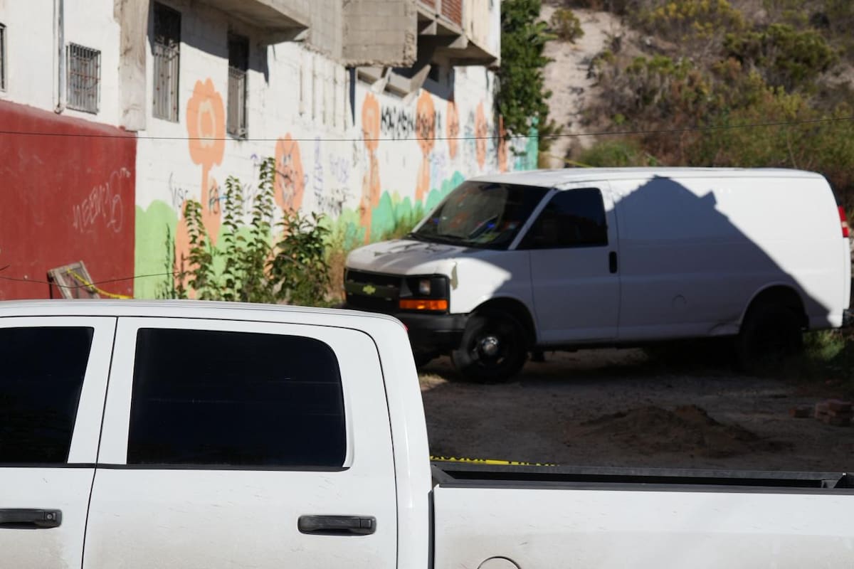 Localizan cadáver envuelto en un colchón