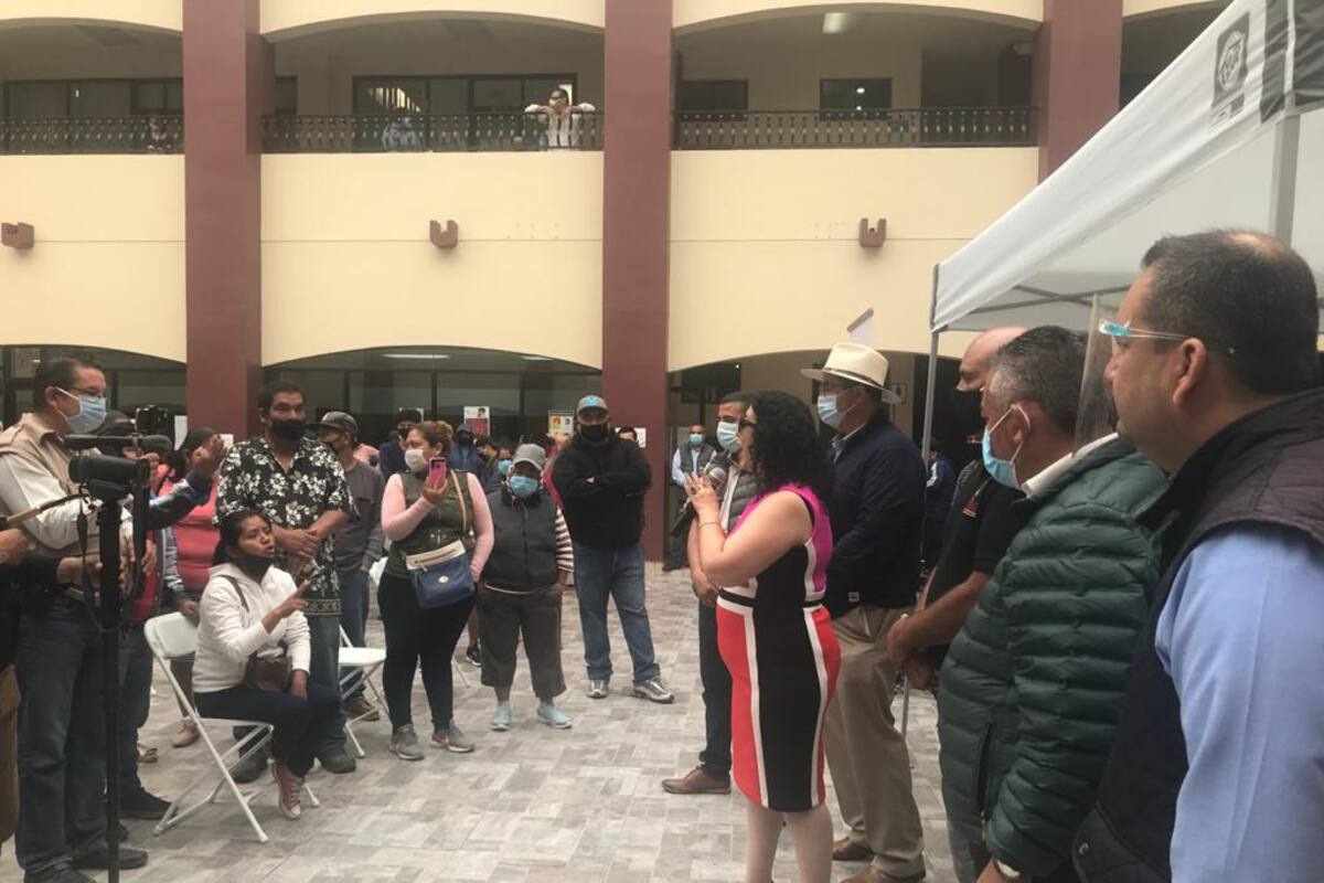 Se manifiestan vendedores ambulantes de Rosarito