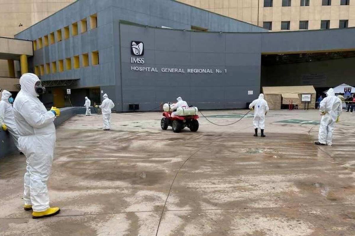 Ciudadanos desinfectan Tijuana