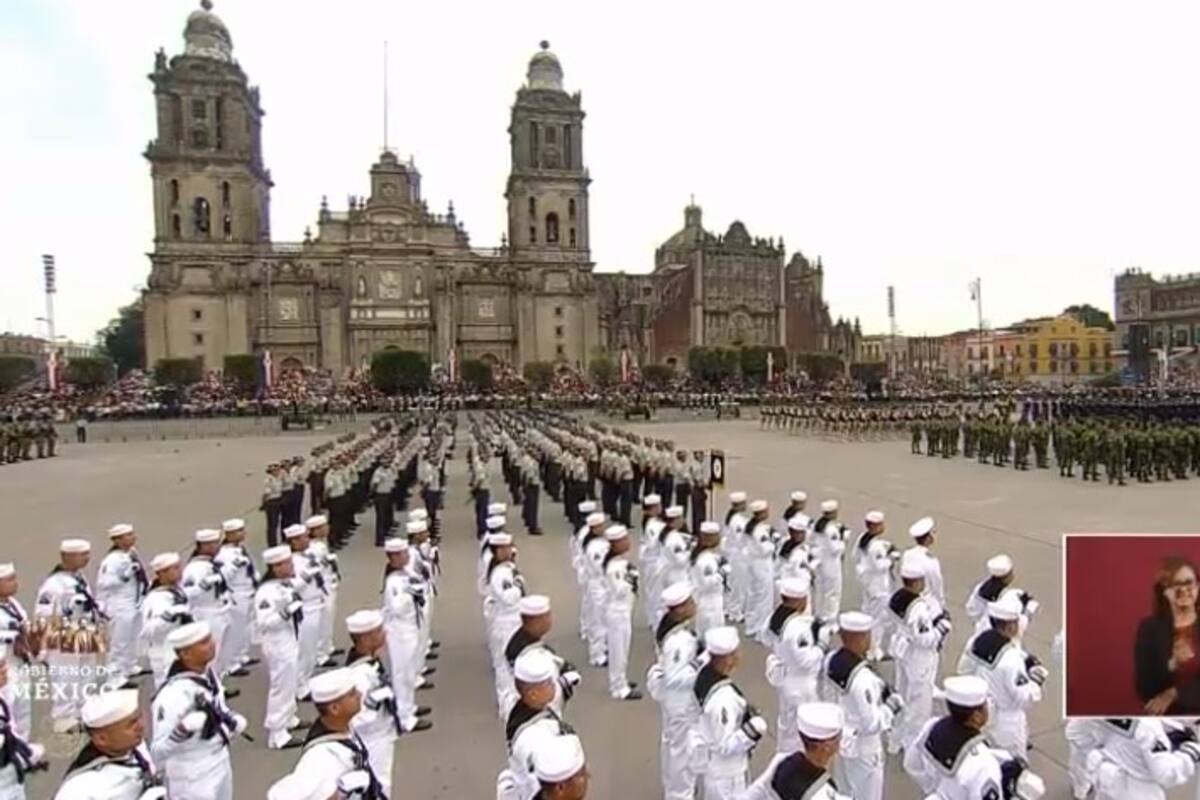 Desfile Militar 2019 desde el Zócalo de la Ciudad de México