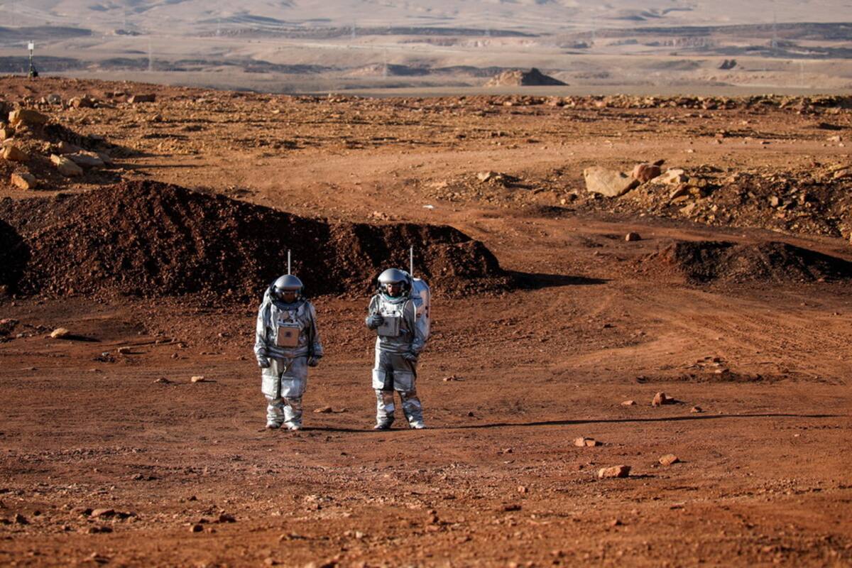 Simulan vida en Marte en un cráter del desierto israelí