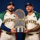 Joey Ortiz y JoJo Romero, mexicanos campeones de MLB
