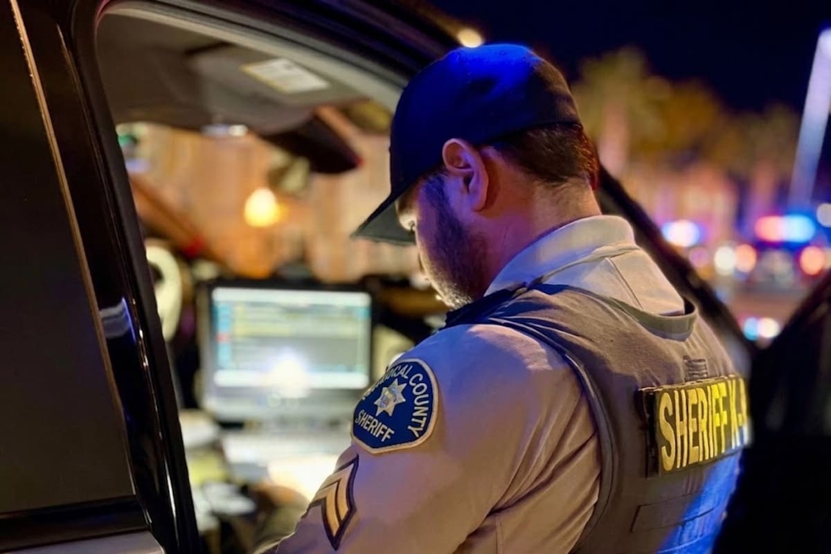 Reportan a hombre armado cerca de escuela en Salton City; activan protocolo de cierre