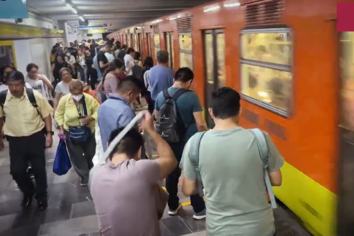 Mujer pierde la vida tras arrojarse a las vías en la estación del metro de CDMX Aquiles Serdán