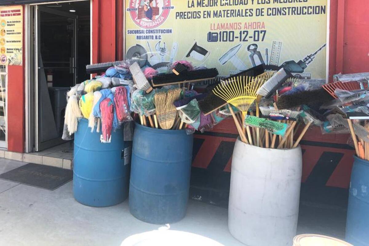 Se disparan ventas de tambos de plástico en Rosarito